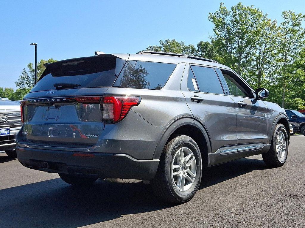 new 2025 Ford Explorer car, priced at $43,905