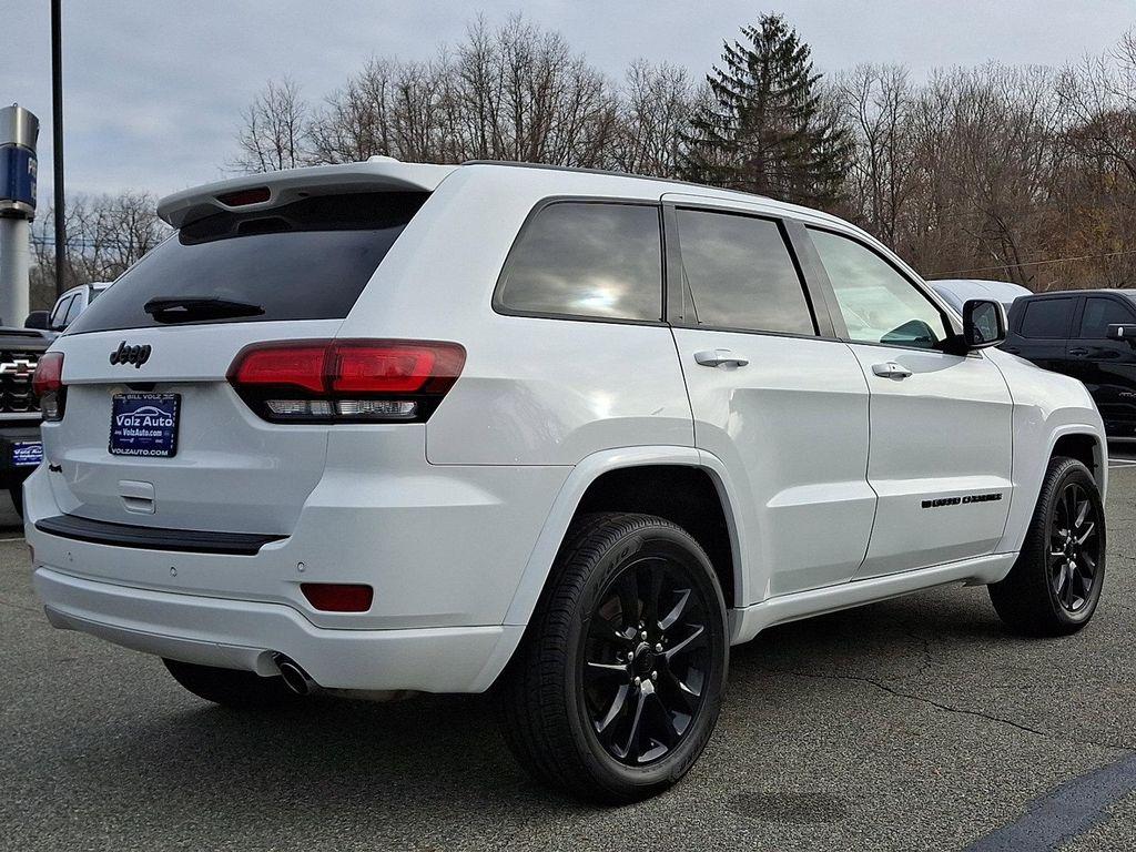 used 2022 Jeep Grand Cherokee car, priced at $26,498