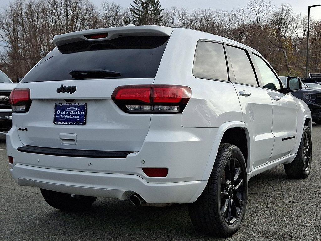 used 2022 Jeep Grand Cherokee car, priced at $26,498