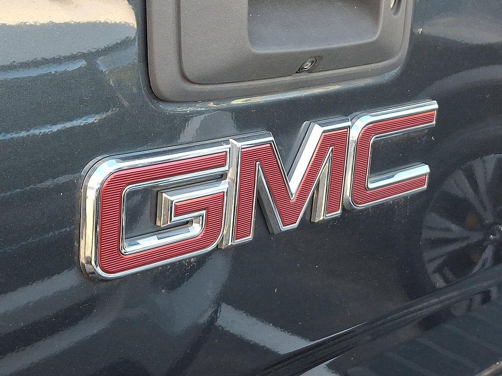used 2018 GMC Sierra 1500 car, priced at $21,599