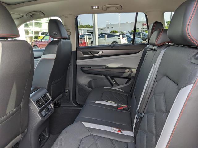new 2025 Volkswagen Atlas car, priced at $45,771