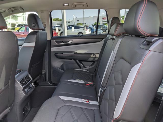 new 2025 Volkswagen Atlas car, priced at $45,771