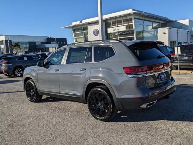 new 2025 Volkswagen Atlas car, priced at $43,423