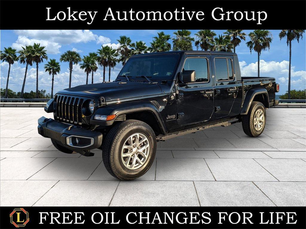 used 2023 Jeep Gladiator car, priced at $26,355