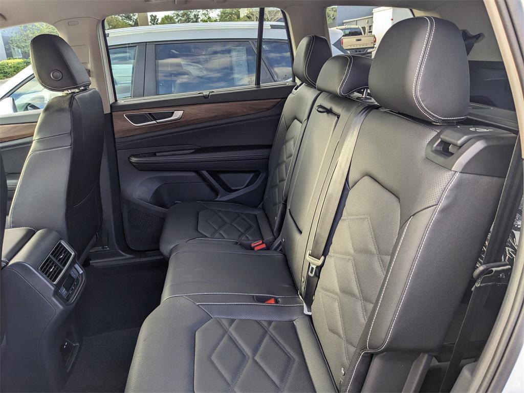 new 2026 Volkswagen Atlas car, priced at $45,039
