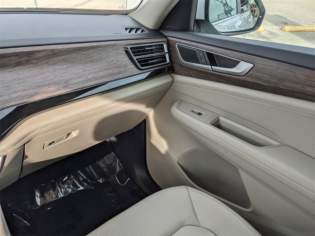 new 2026 Volkswagen Atlas car, priced at $51,748