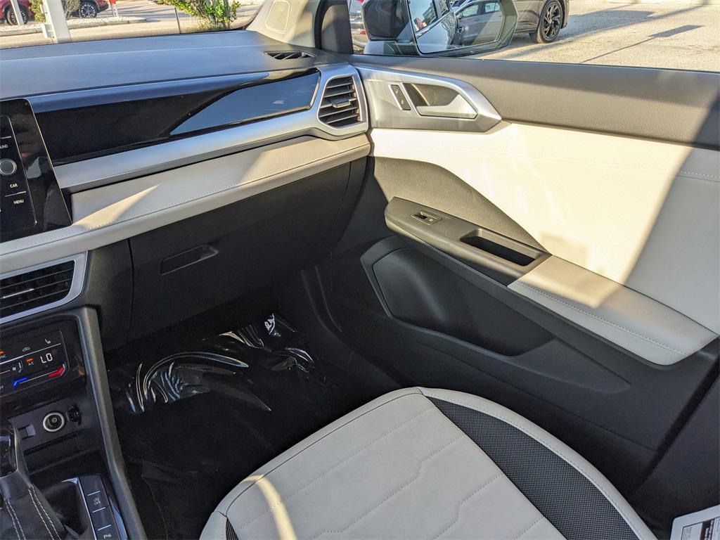 new 2025 Volkswagen Taos car, priced at $28,817