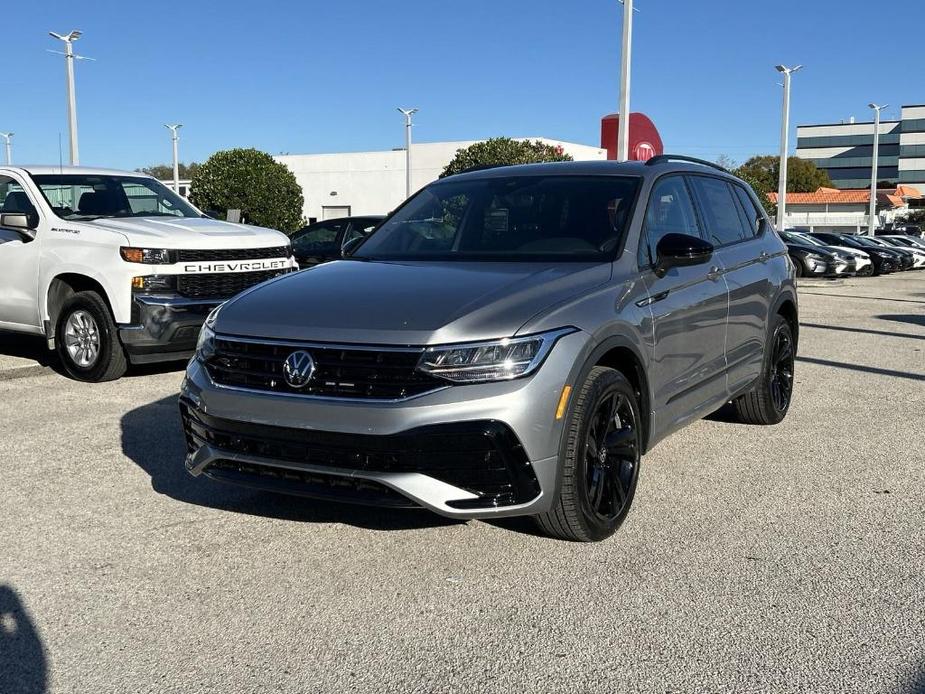 new 2024 Volkswagen Tiguan car, priced at $33,740