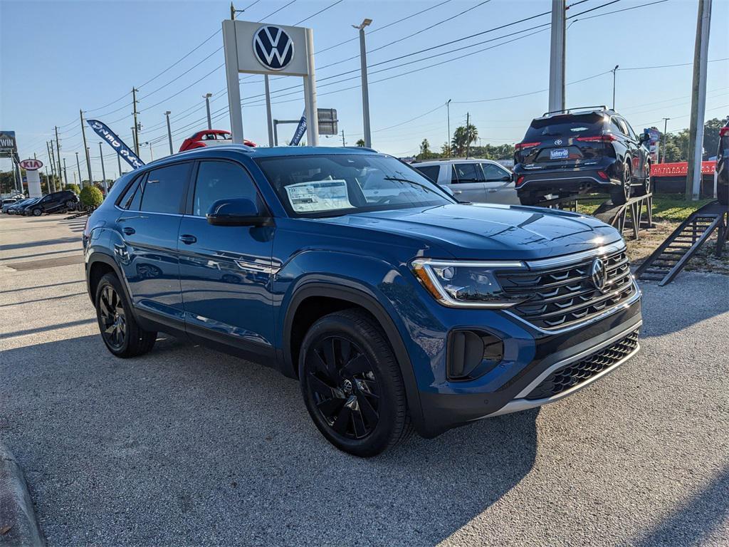 new 2026 Volkswagen Atlas Cross Sport car, priced at $46,346