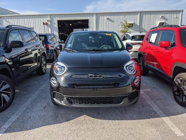 used 2022 FIAT 500X car, priced at $17,687