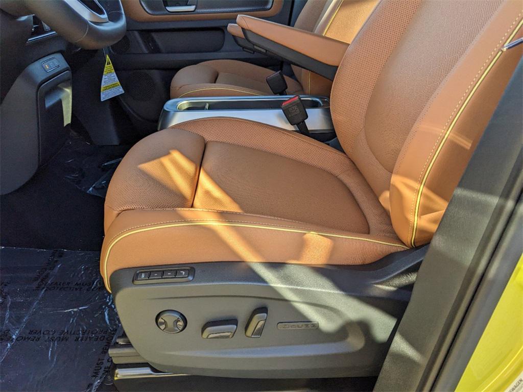 new 2025 Volkswagen ID. Buzz car, priced at $61,992