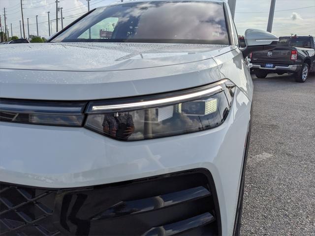 new 2025 Volkswagen Tiguan car, priced at $41,696