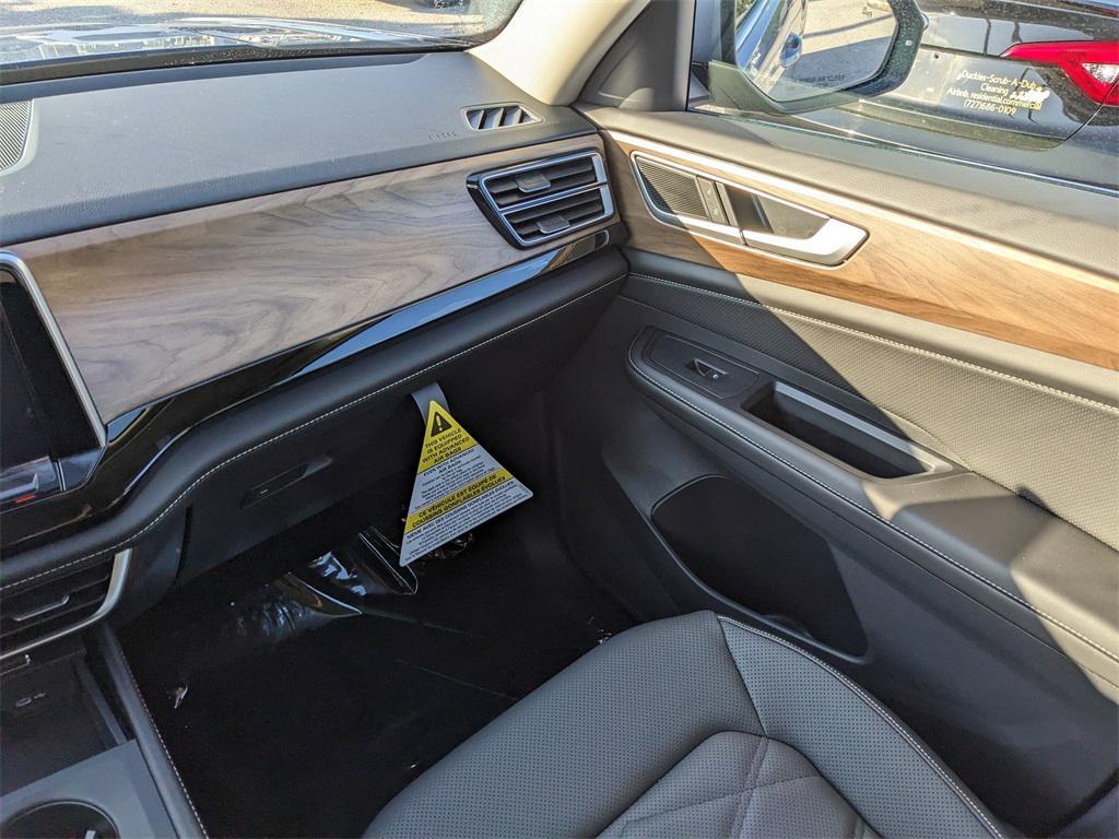 new 2026 Volkswagen Atlas car, priced at $37,446