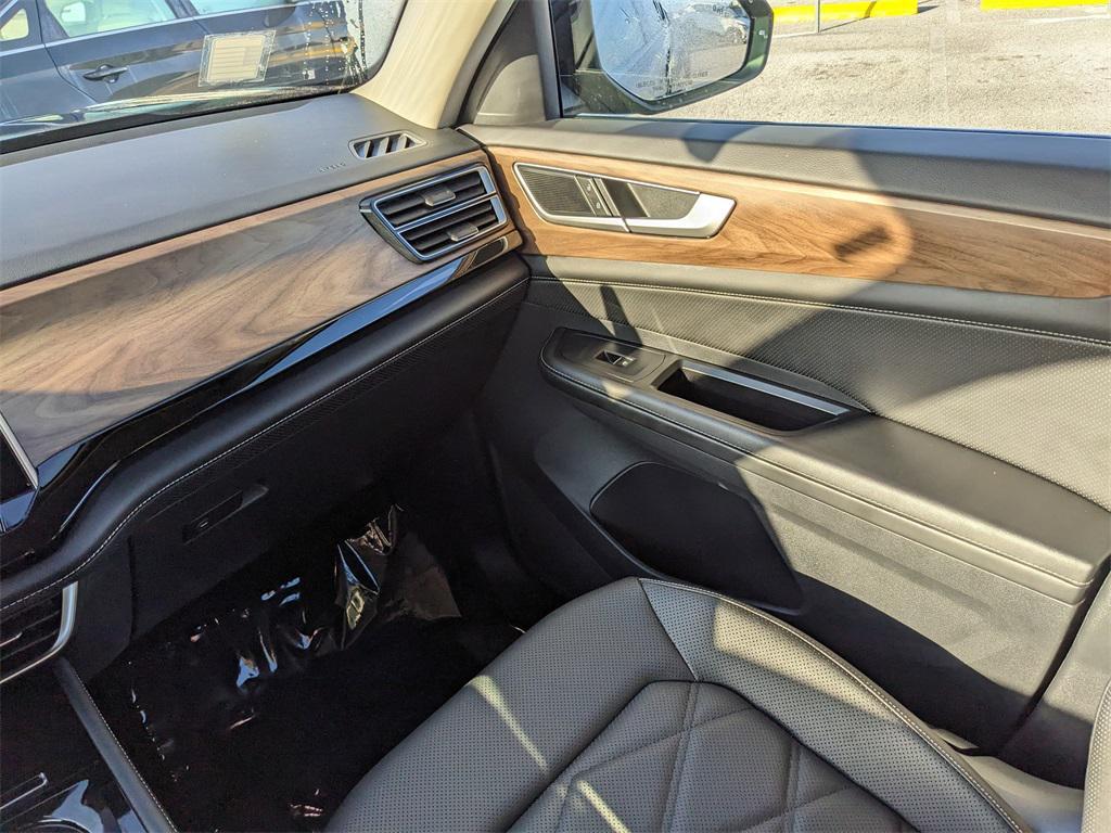 used 2024 Volkswagen Atlas car, priced at $29,594