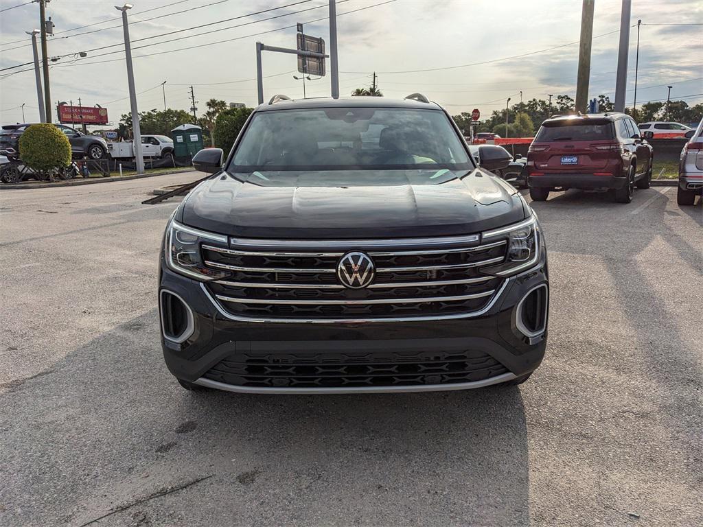 new 2025 Volkswagen Atlas car, priced at $39,337