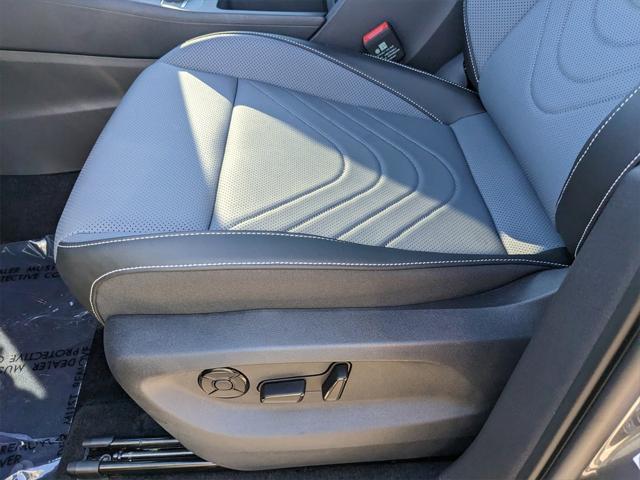 new 2025 Volkswagen Tiguan car, priced at $38,441