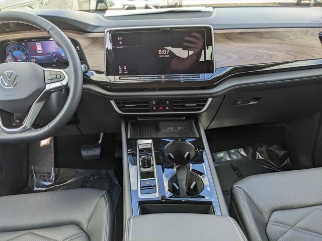 new 2025 Volkswagen Atlas car, priced at $41,986