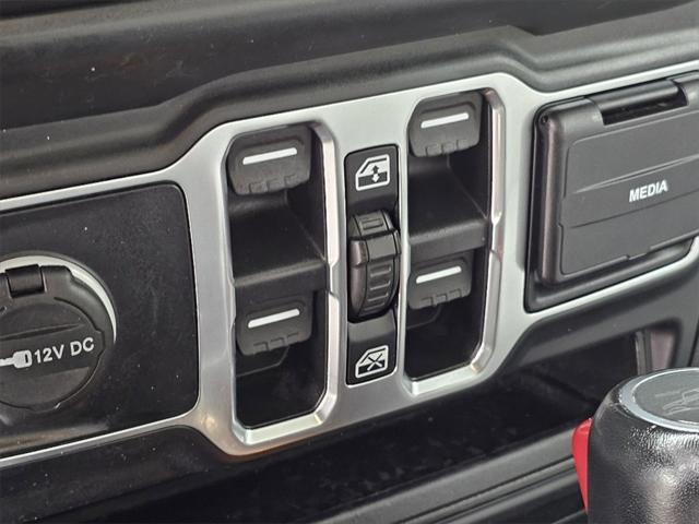 used 2023 Jeep Gladiator car, priced at $34,355