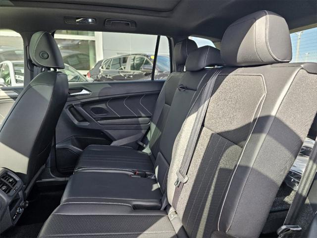 new 2024 Volkswagen Tiguan car, priced at $33,094