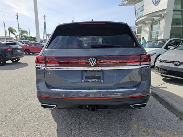 new 2025 Volkswagen Atlas car, priced at $42,998