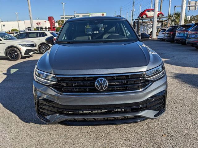 new 2024 Volkswagen Tiguan car, priced at $33,094