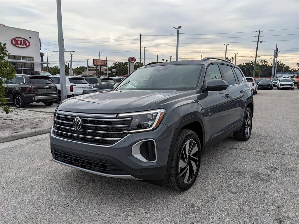 new 2026 Volkswagen Atlas car, priced at $45,716