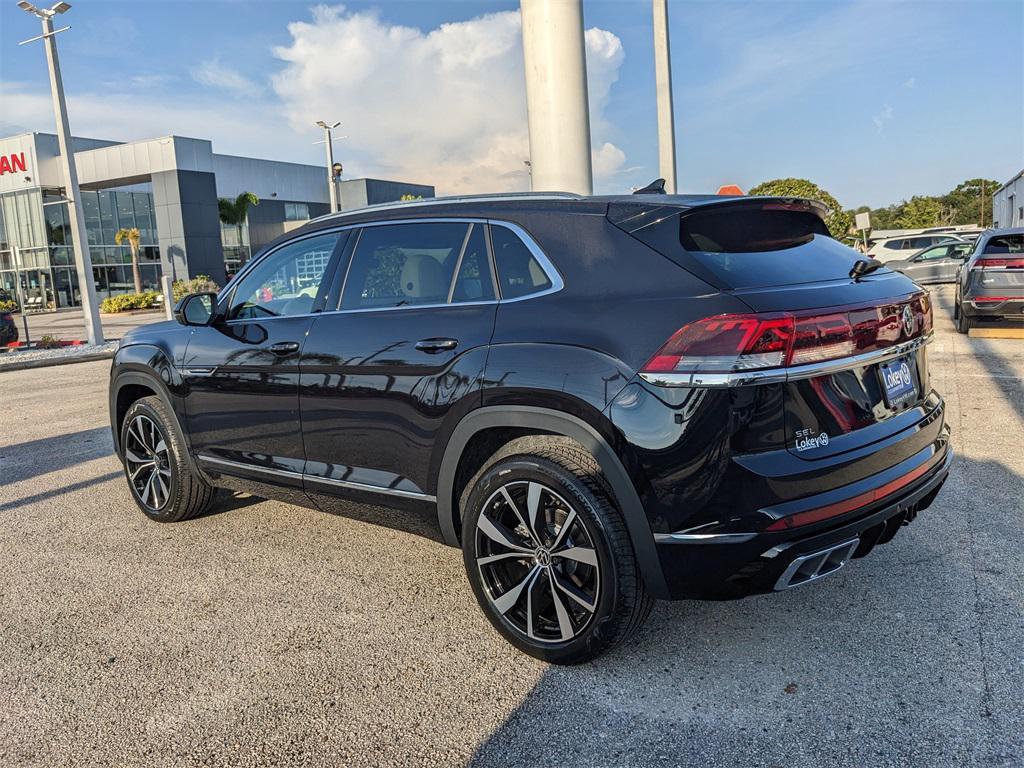 new 2026 Volkswagen Atlas Cross Sport car, priced at $55,793