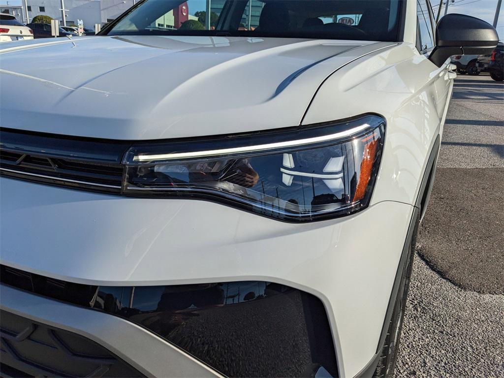 new 2025 Volkswagen Taos car, priced at $26,153