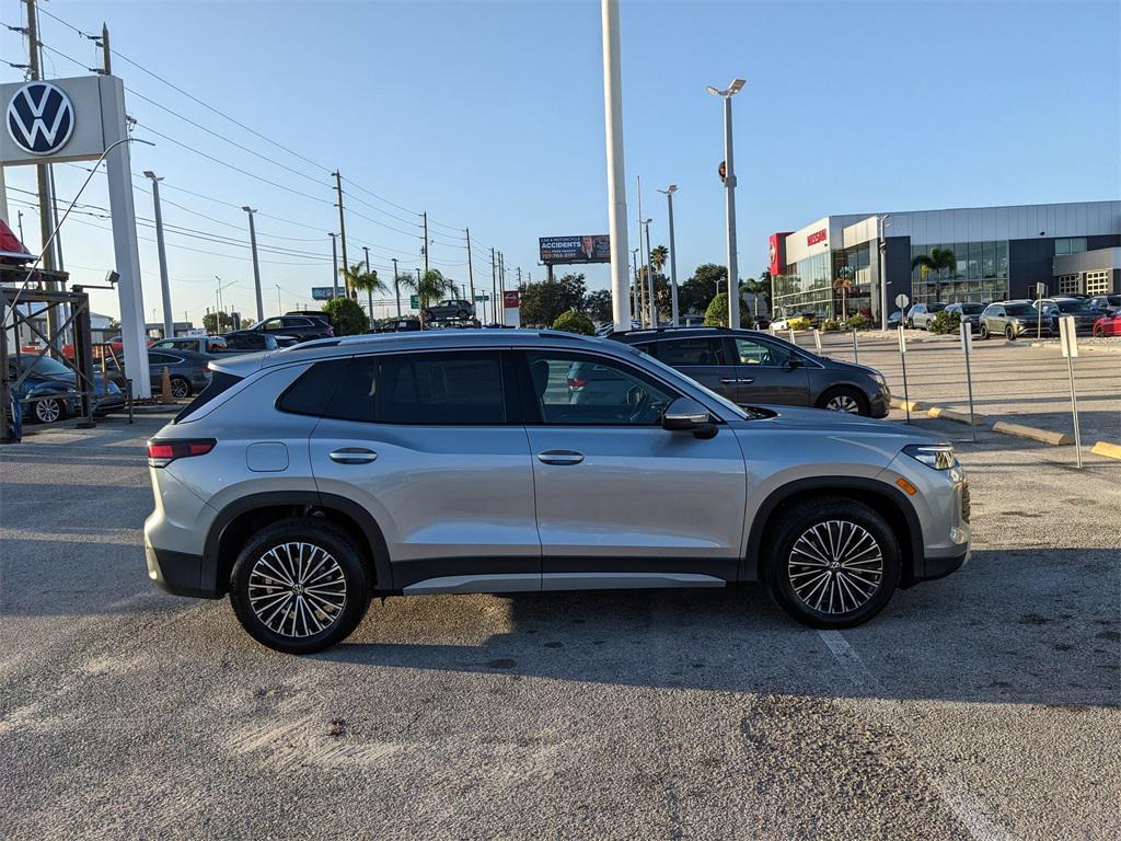 new 2025 Volkswagen Tiguan car, priced at $29,704