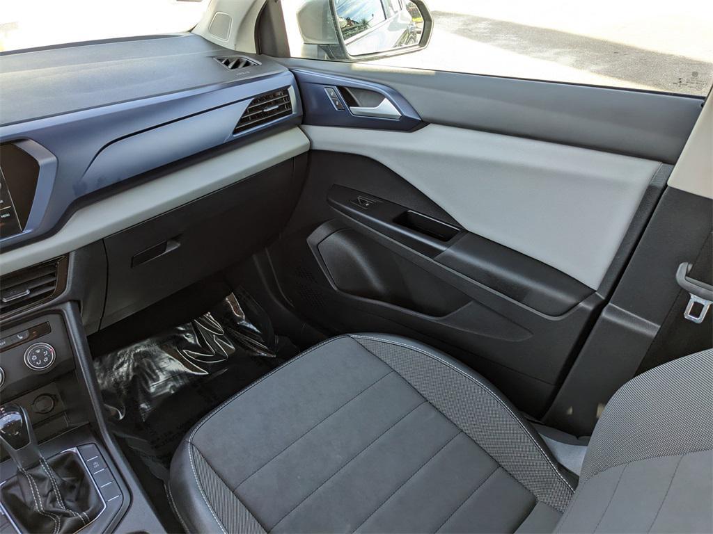 used 2022 Volkswagen Taos car, priced at $17,489