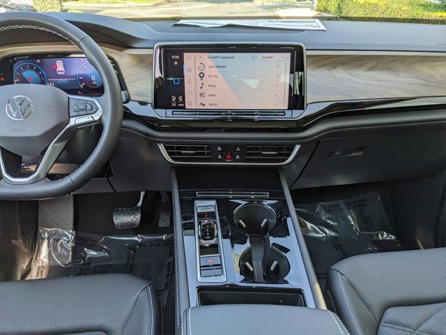 new 2025 Volkswagen Atlas car, priced at $40,986