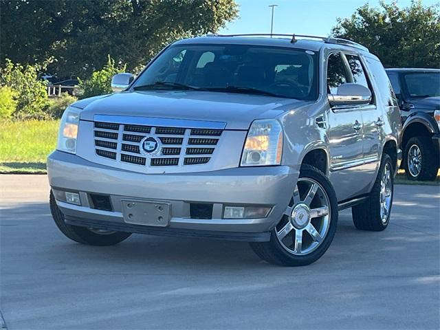 used 2007 Cadillac Escalade car, priced at $12,588