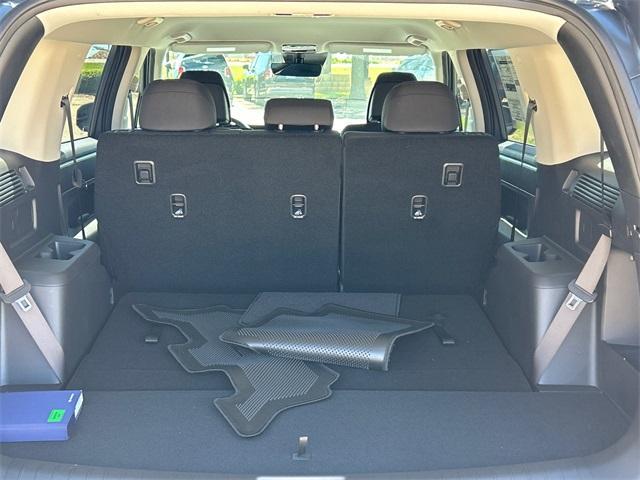 new 2025 Hyundai Santa Fe car, priced at $32,020