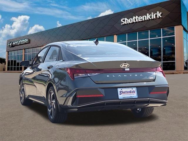 new 2025 Hyundai ELANTRA HEV car