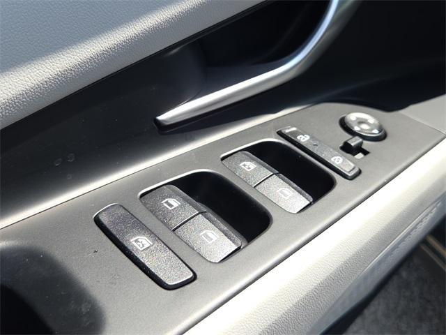 new 2025 Hyundai ELANTRA HEV car