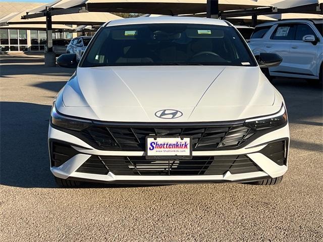 new 2025 Hyundai Elantra car, priced at $24,662