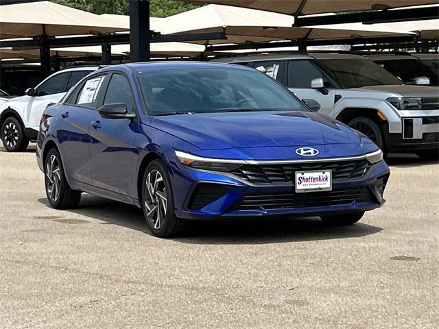 new 2025 Hyundai Elantra car, priced at $22,206