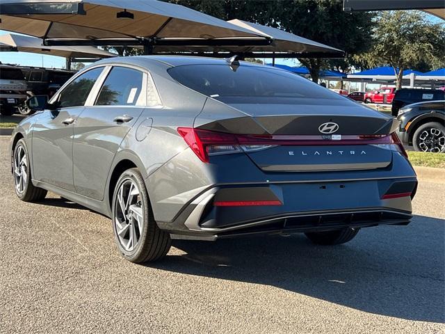 new 2025 Hyundai Elantra car, priced at $26,685