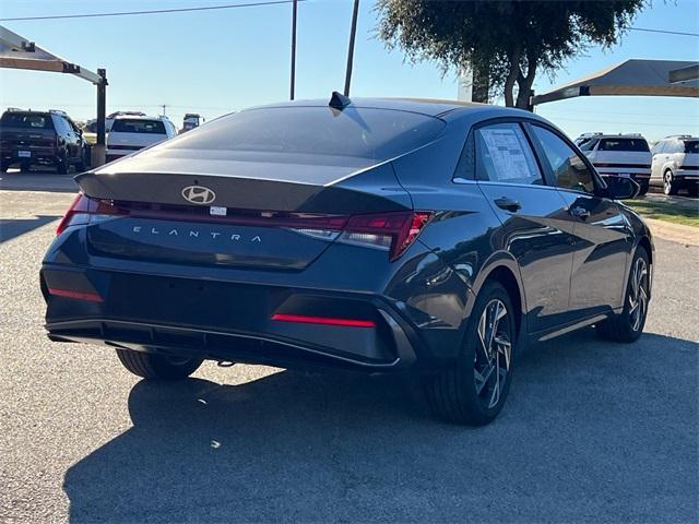 new 2025 Hyundai Elantra car, priced at $26,685