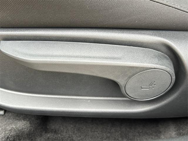 new 2025 Hyundai Elantra car, priced at $25,326