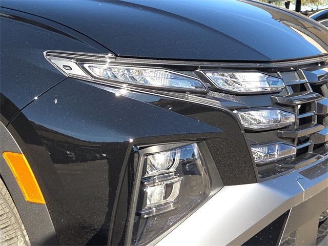 new 2025 Hyundai TUCSON Hybrid car, priced at $35,993