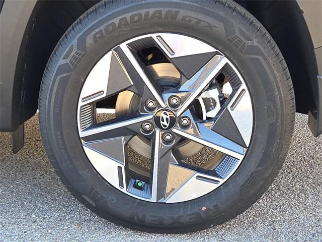 new 2025 Hyundai TUCSON Hybrid car, priced at $35,993