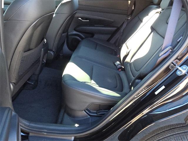 new 2025 Hyundai TUCSON Hybrid car, priced at $35,993