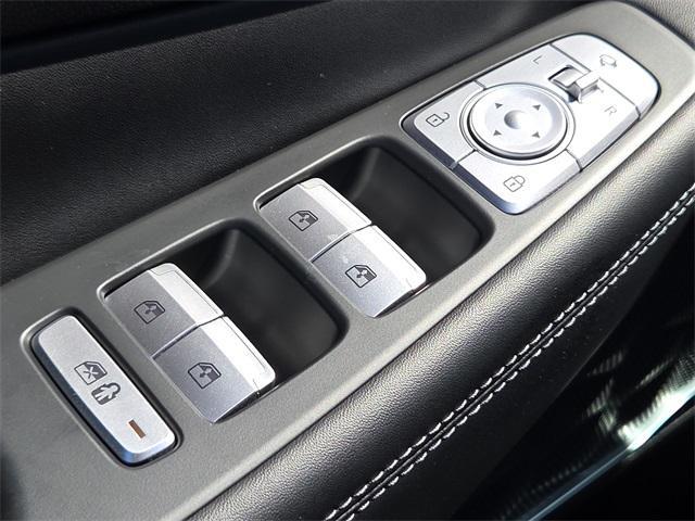 used 2023 Hyundai Santa Fe car, priced at $33,963