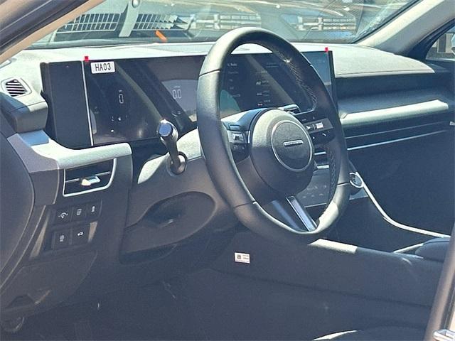 new 2025 Hyundai Sonata Hybrid car, priced at $31,044