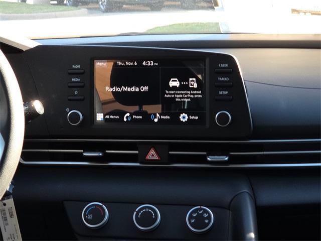 new 2026 Hyundai Elantra car, priced at $24,980