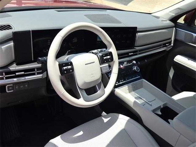 used 2025 Hyundai Santa Fe car, priced at $31,757