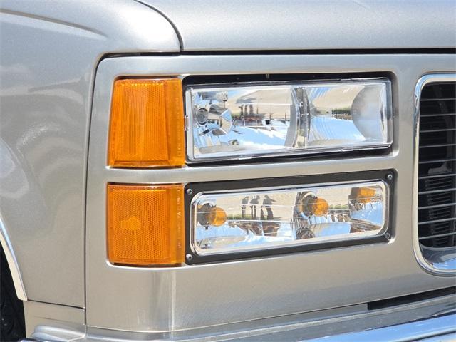 used 1999 GMC Yukon car, priced at $9,838