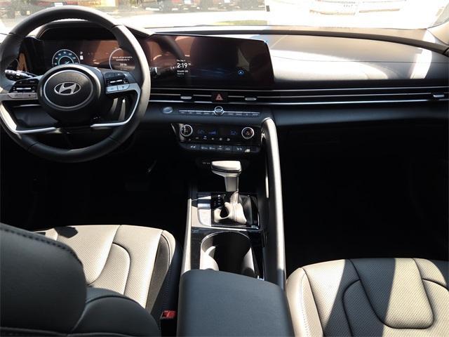 new 2025 Hyundai ELANTRA HEV car, priced at $27,185