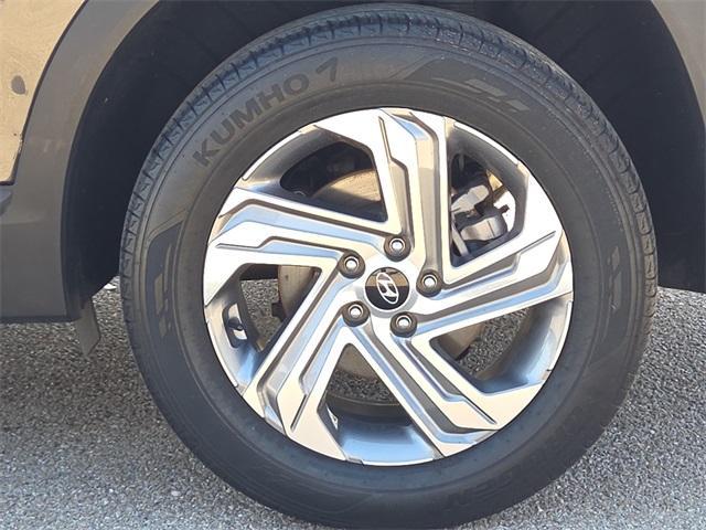 used 2023 Hyundai Santa Fe car, priced at $20,595